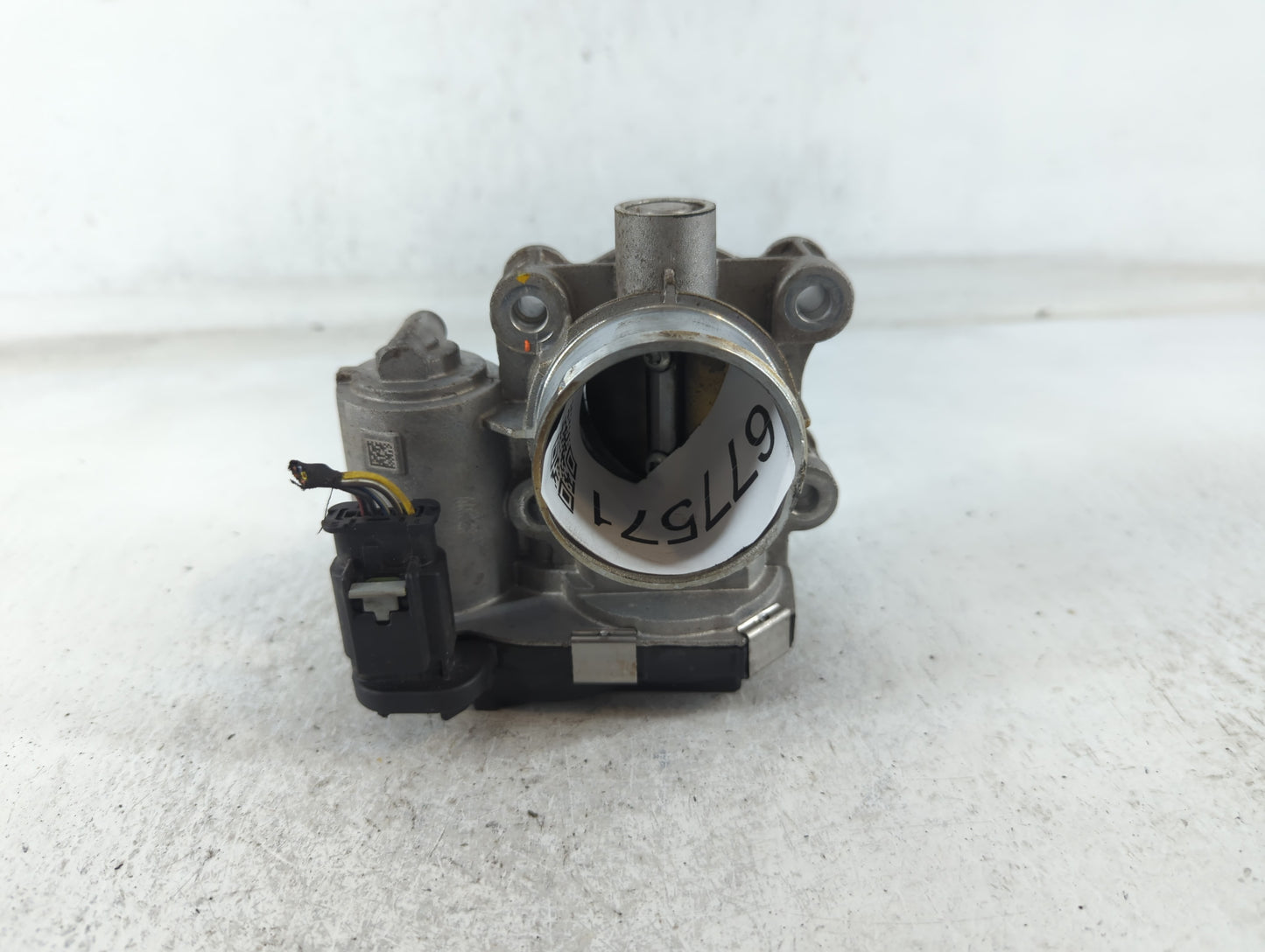 2016-2022 Chevrolet Spark Throttle Body P/N:126730 4 Fits Fits 2016 2017 2018 2019 2020 2021 2022 OEM Used Auto Parts - Oemu