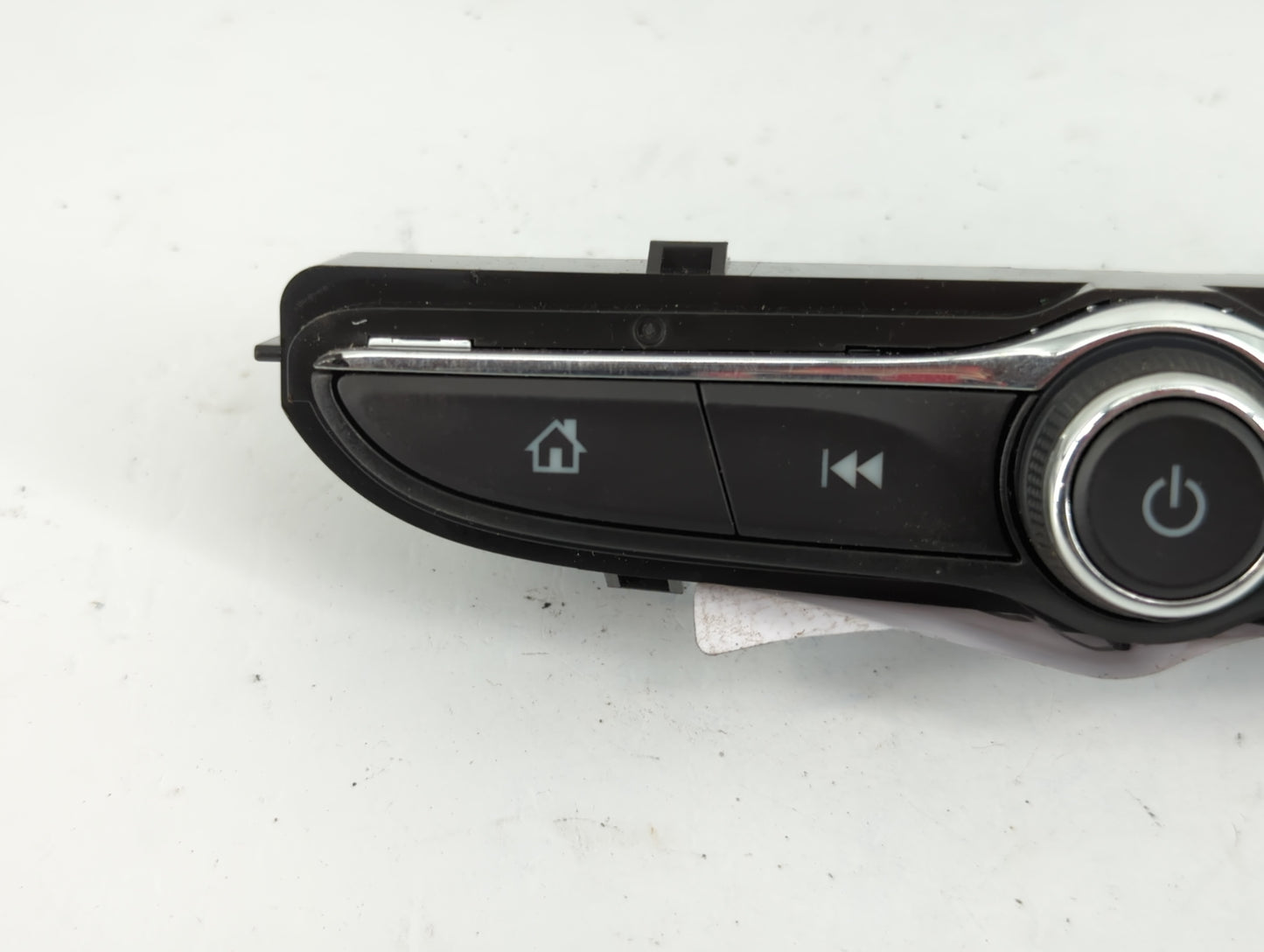 2016-2019 Chevrolet Spark Radio AM FM Cd Player Receiver Replacement P/N:42639310 Fits Fits 2016 2017 2018 2019 OEM Used Aut