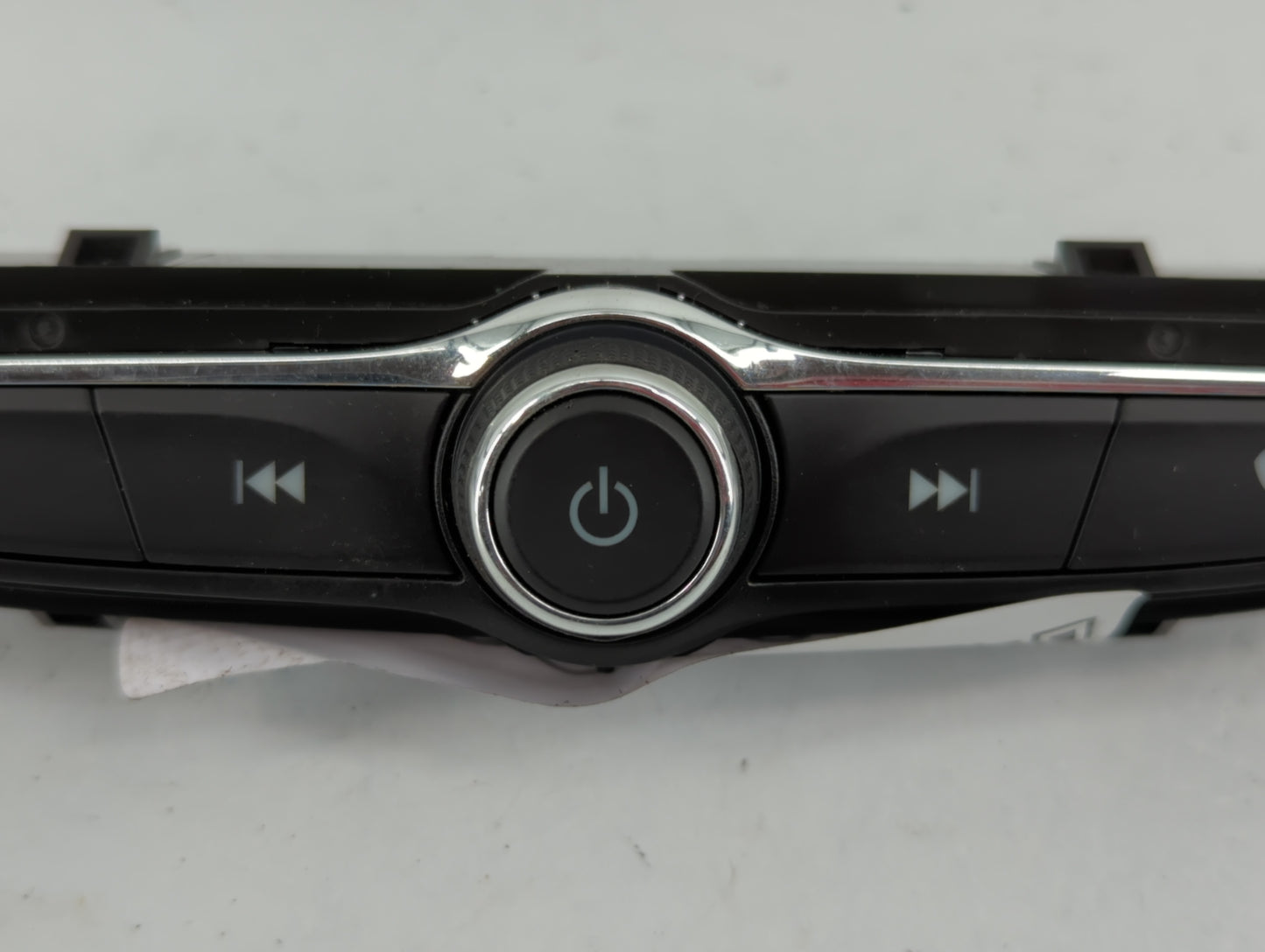 2016-2019 Chevrolet Spark Radio AM FM Cd Player Receiver Replacement P/N:42639310 Fits Fits 2016 2017 2018 2019 OEM Used Aut