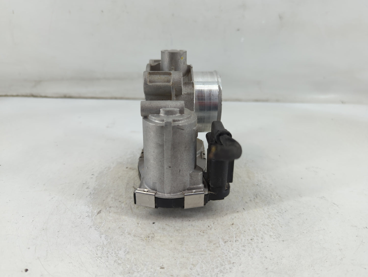2016-2022 Chevrolet Spark Throttle Body P/N:1267 3014 Fits Fits 2016 2017 2018 2019 2020 2021 2022 OEM Used Auto Parts - Oem