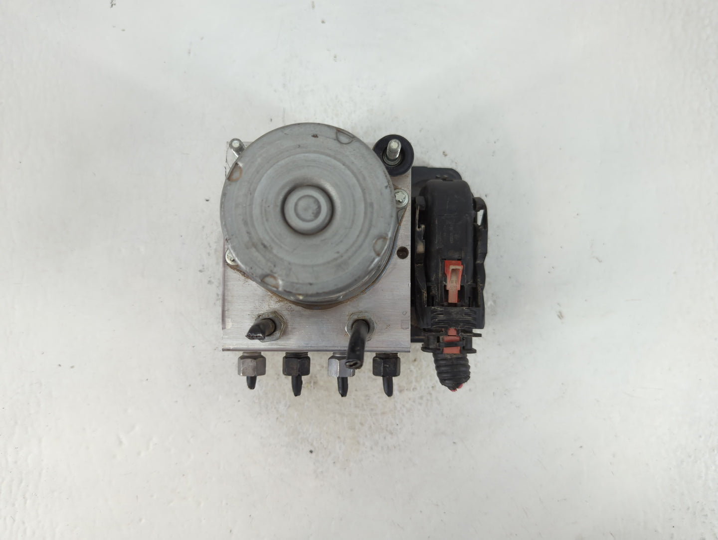 2019-2022 Chevrolet Spark ABS Pump Control Module Replacement P/N:42620114 Fits Fits 2019 2020 2021 2022 OEM Used Auto Parts
