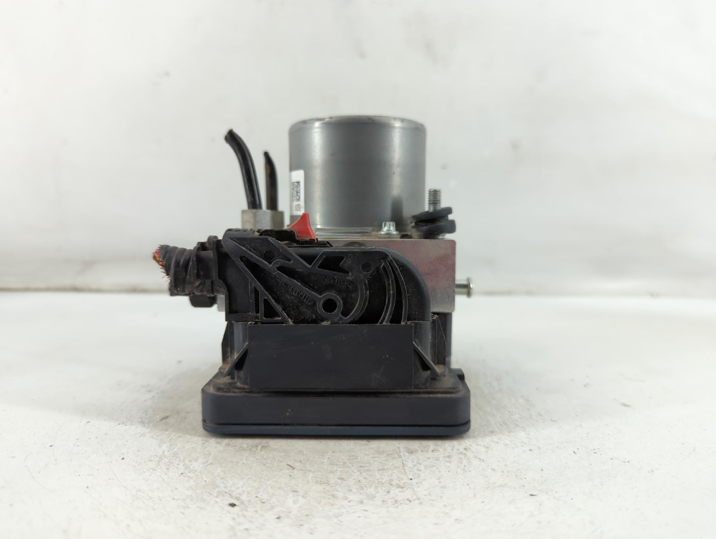 2019-2022 Chevrolet Spark ABS Pump Control Module Replacement P/N:42620114 Fits Fits 2019 2020 2021 2022 OEM Used Auto Parts