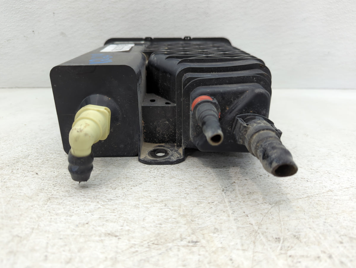 2019 Chevrolet Suburban Fuel Vapor Charcoal Canister - Oemusedautoparts1.com