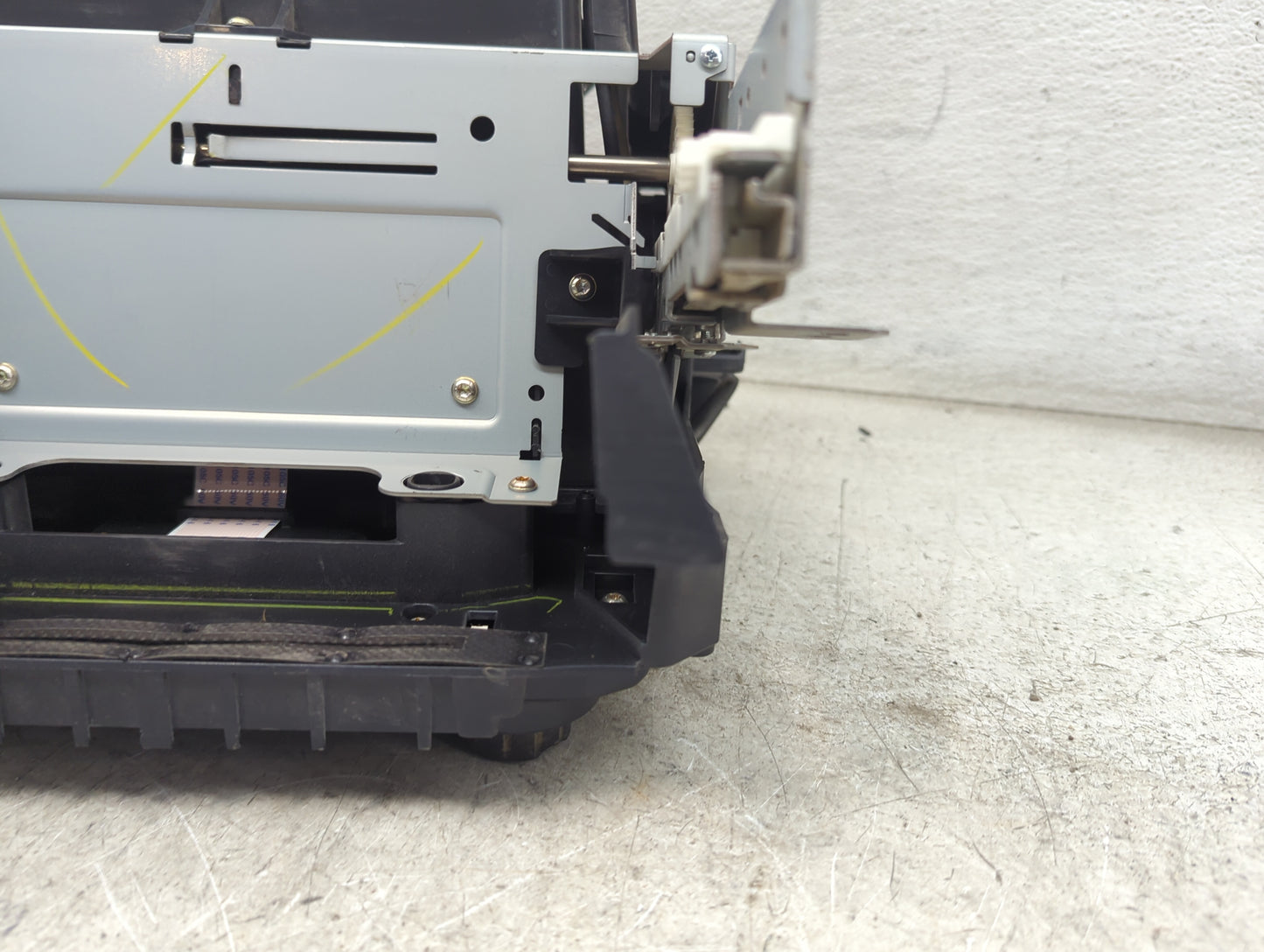 2019 Chevrolet Suburban Radio Control Panel - Oemusedautoparts1.com