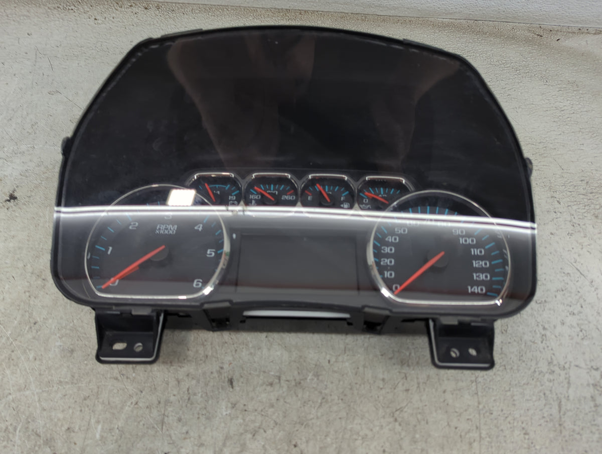 2018 Chevrolet Suburban Instrument Cluster Speedometer Gauges P/N:23833223 84597916, 7110500000000X Miles: Fits Fits 2019 20