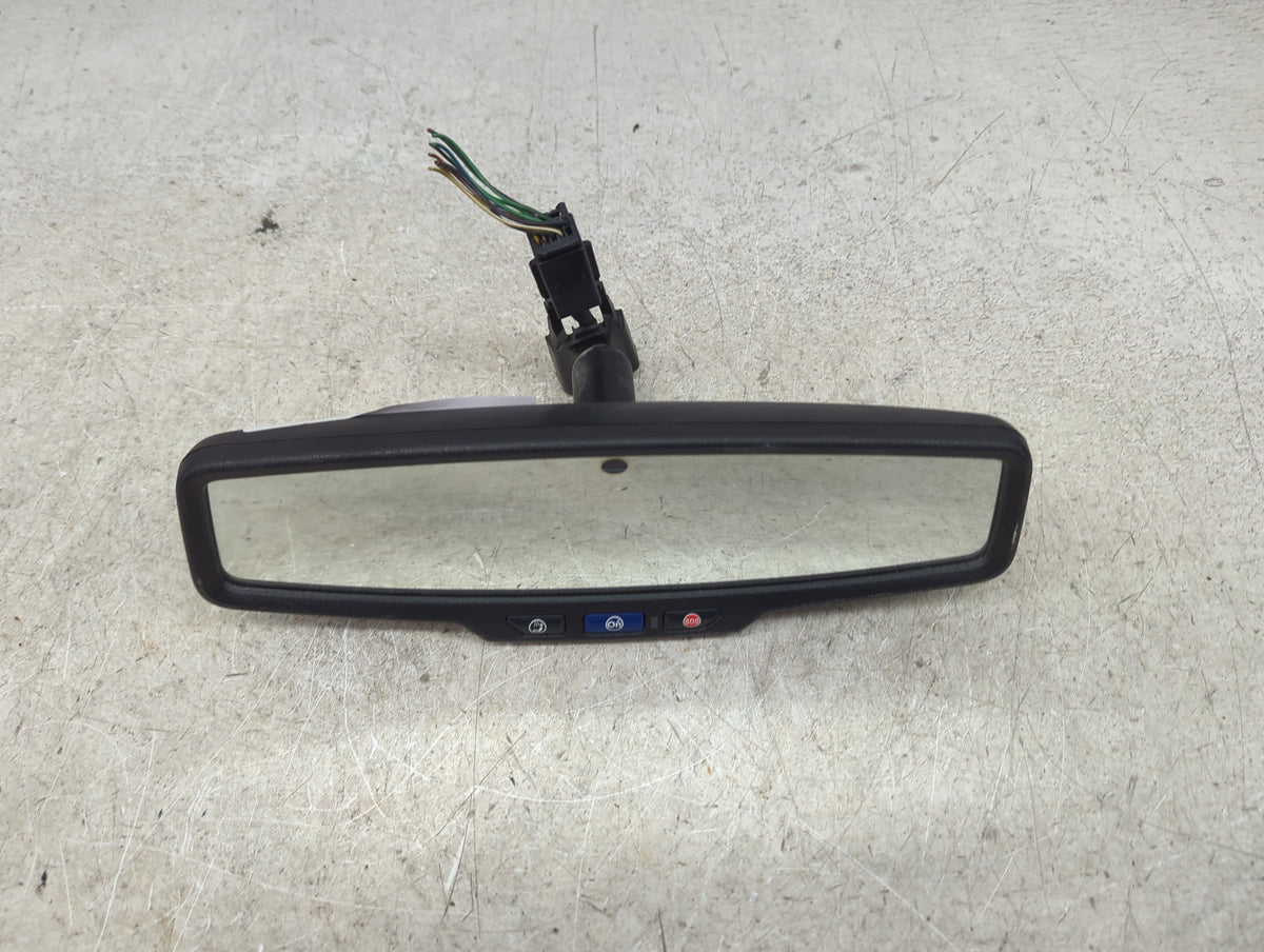 2019 Chevrolet Suburban Interior Rear View Mirror Replacement OEM P/N:E13 026538 Fits OEM Used Auto Parts - Oemusedautoparts