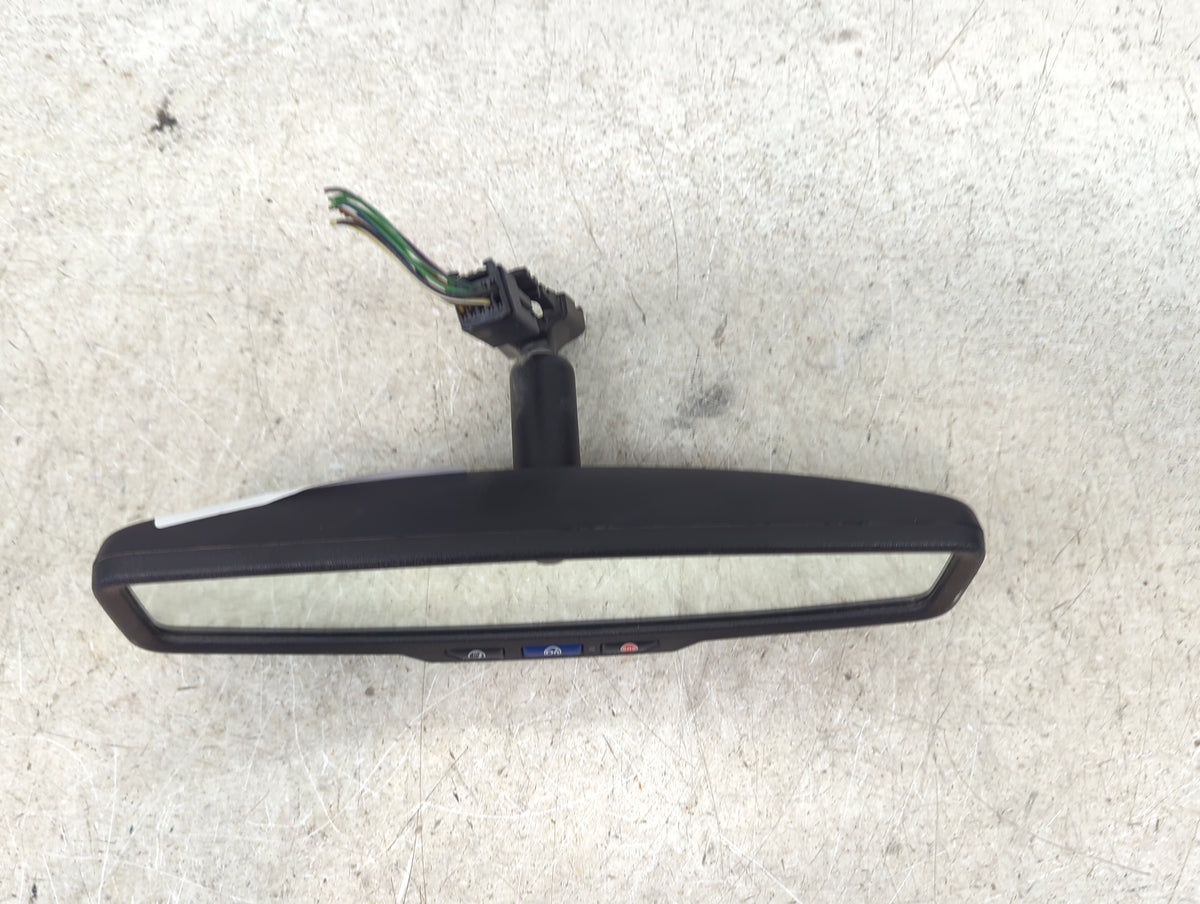 2019 Chevrolet Suburban Interior Rear View Mirror Replacement OEM P/N:E13 026538 Fits OEM Used Auto Parts - Oemusedautoparts