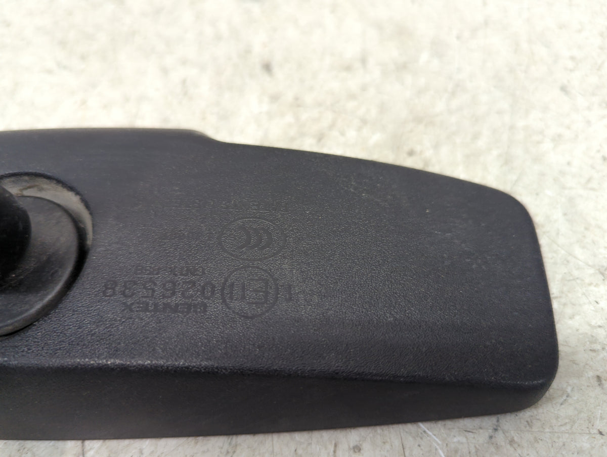 2019 Chevrolet Suburban Interior Rear View Mirror Replacement OEM P/N:E13 026538 Fits OEM Used Auto Parts - Oemusedautoparts