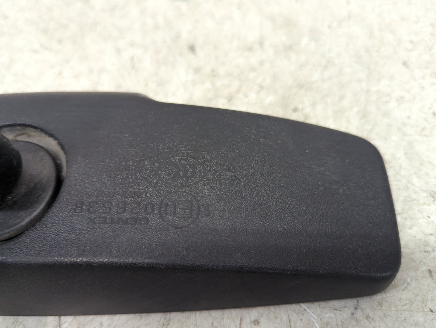 2019 Chevrolet Suburban Interior Rear View Mirror Replacement OEM P/N:E13 026538 Fits OEM Used Auto Parts - Oemusedautoparts