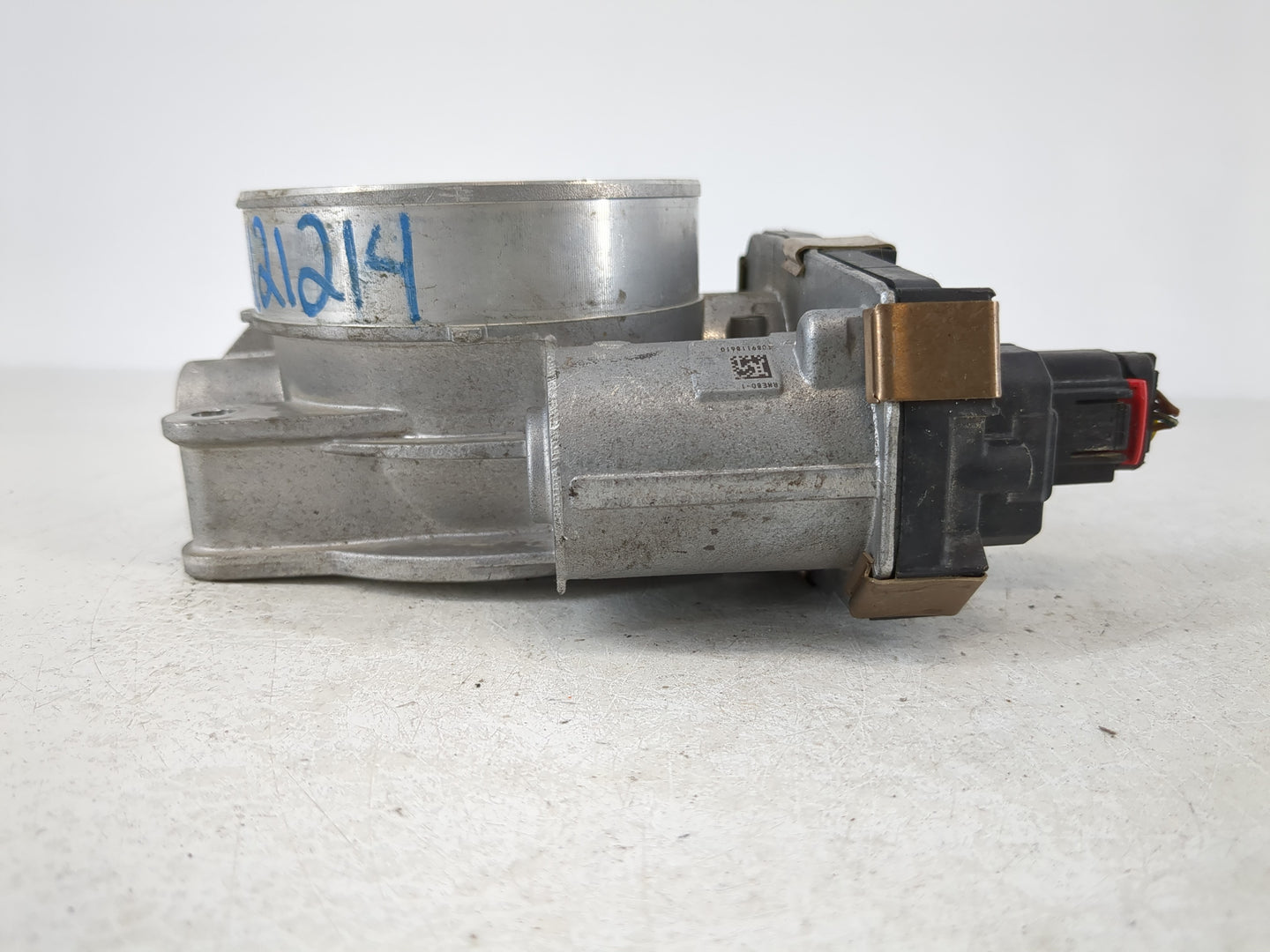 2019 Chevrolet Suburban 1500 Throttle Body P/N:12678224 Fits Fits 2014 2015 2016 2017 2018 2020 2021 2022 OEM Used Auto Part