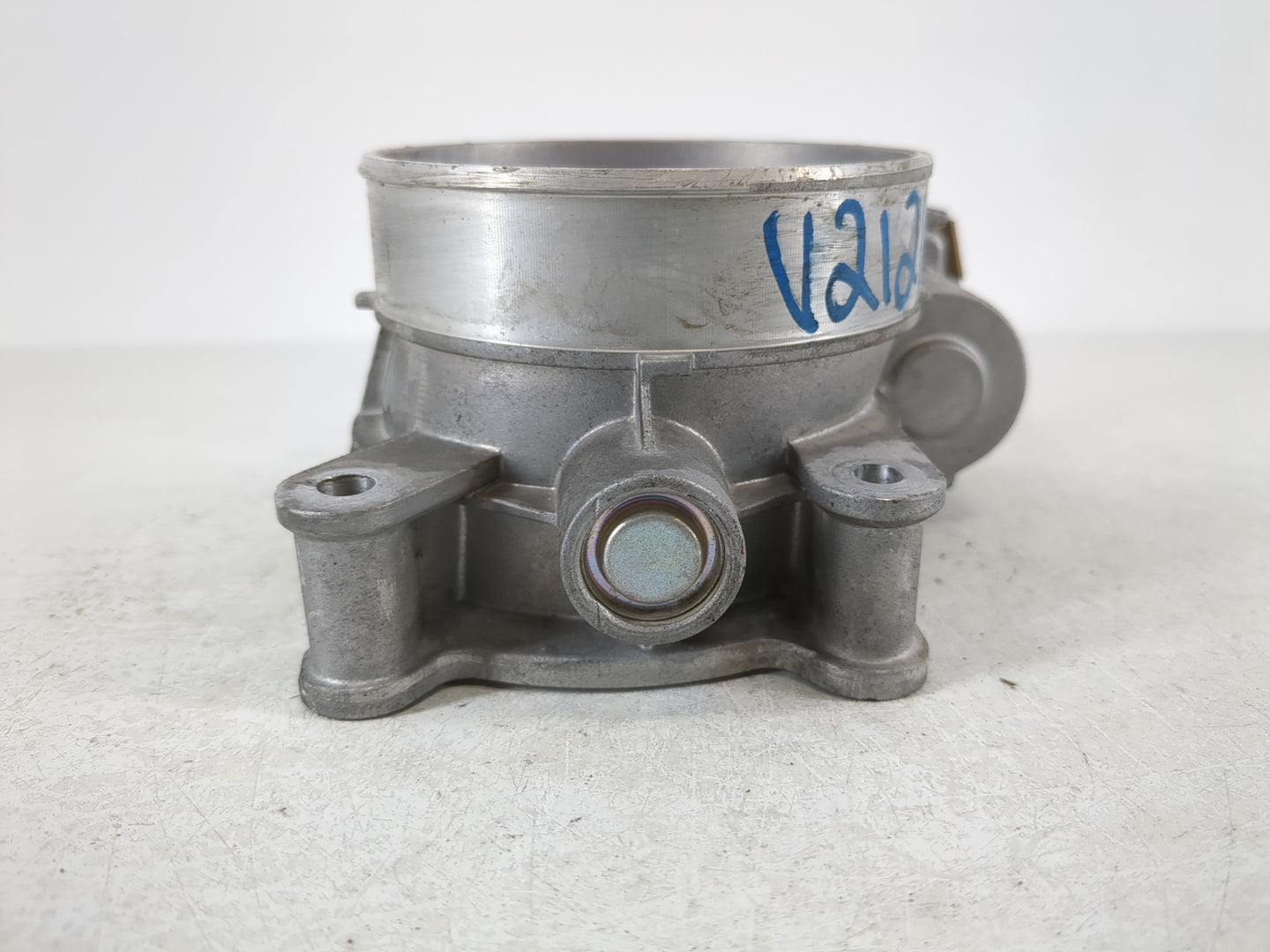 2019 Chevrolet Suburban 1500 Throttle Body P/N:12678224 Fits Fits 2014 2015 2016 2017 2018 2020 2021 2022 OEM Used Auto Part