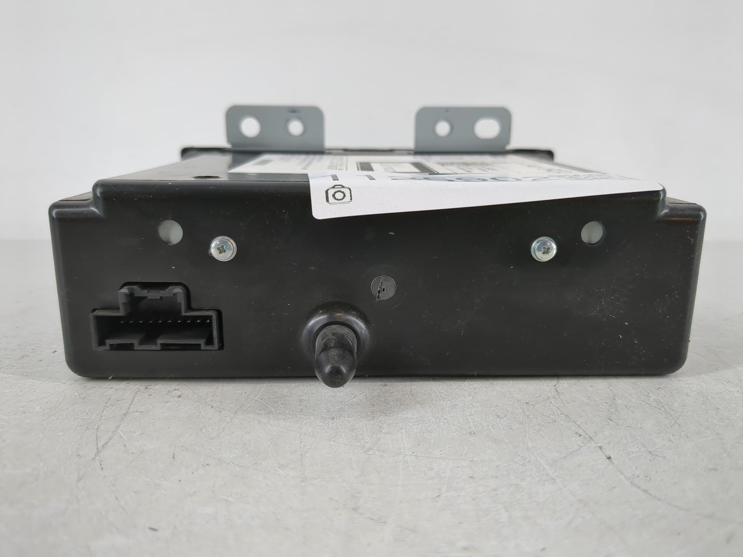 2019 Chevrolet Suburban 1500 Radio AM FM Cd Player Receiver Replacement P/N:84016434 Fits Fits 2017 2018 2020 OEM Used Auto 