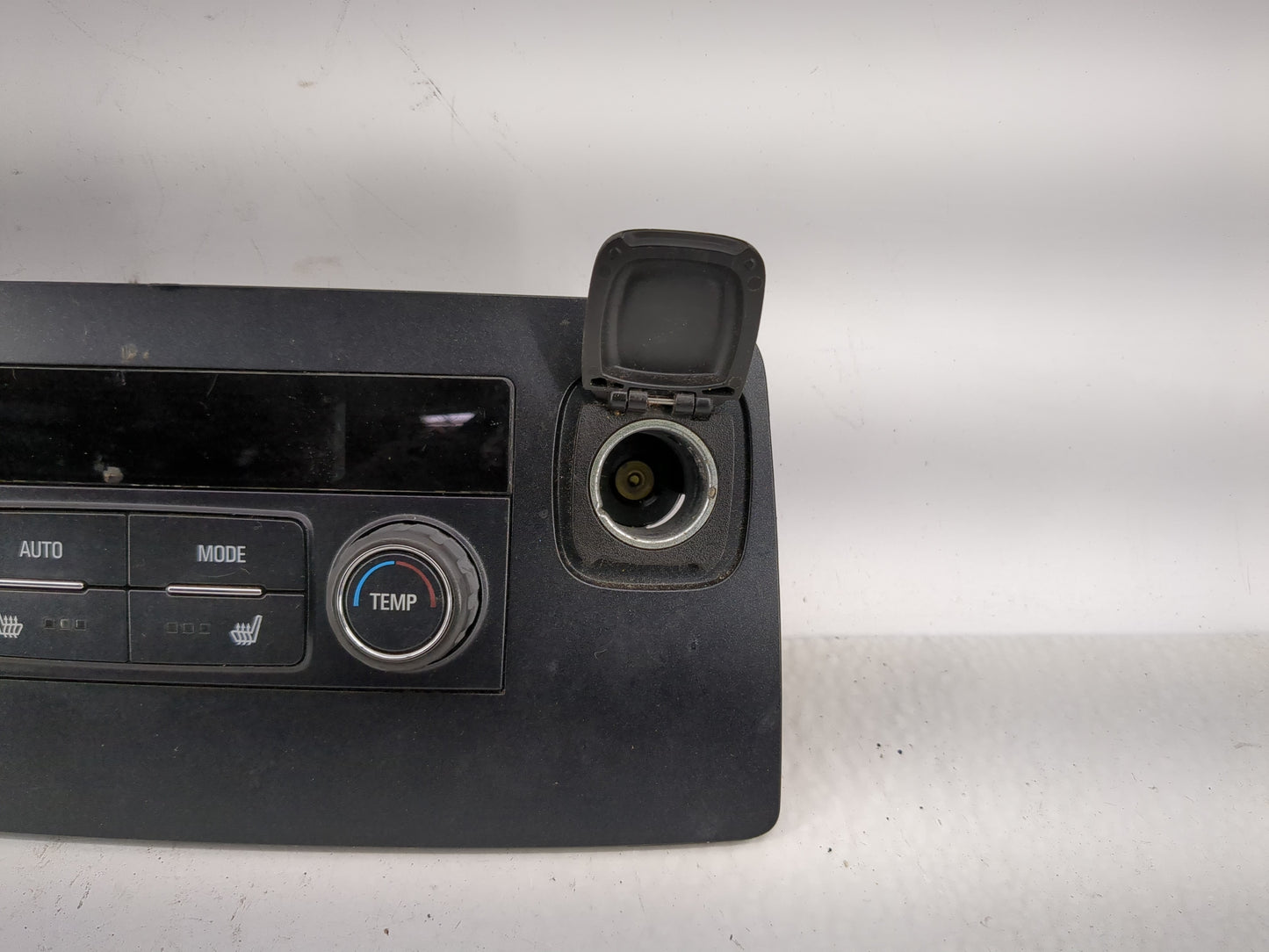 2019 Chevrolet Suburban 1500 Climate Control Module Temperature AC/Heater Replacement P/N:23467328 Fits OEM Used Auto Parts 