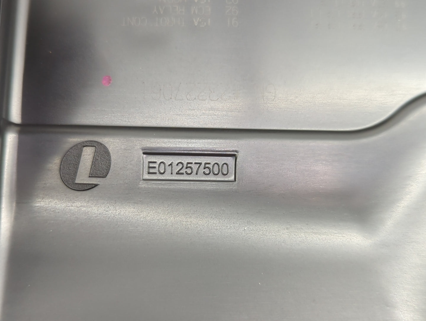 2019 Chevrolet Suburban 1500 Fusebox Fuse Box Panel Relay Module Fits Fits 2015 2016 2017 2018 2020 OEM Used Auto Parts - Oe