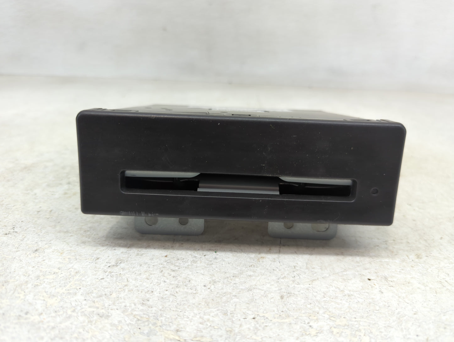 2019 Chevrolet Suburban 1500 Radio AM FM Cd Player Receiver Replacement P/N:84016434 Fits Fits 2017 2018 2020 OEM Used Auto 