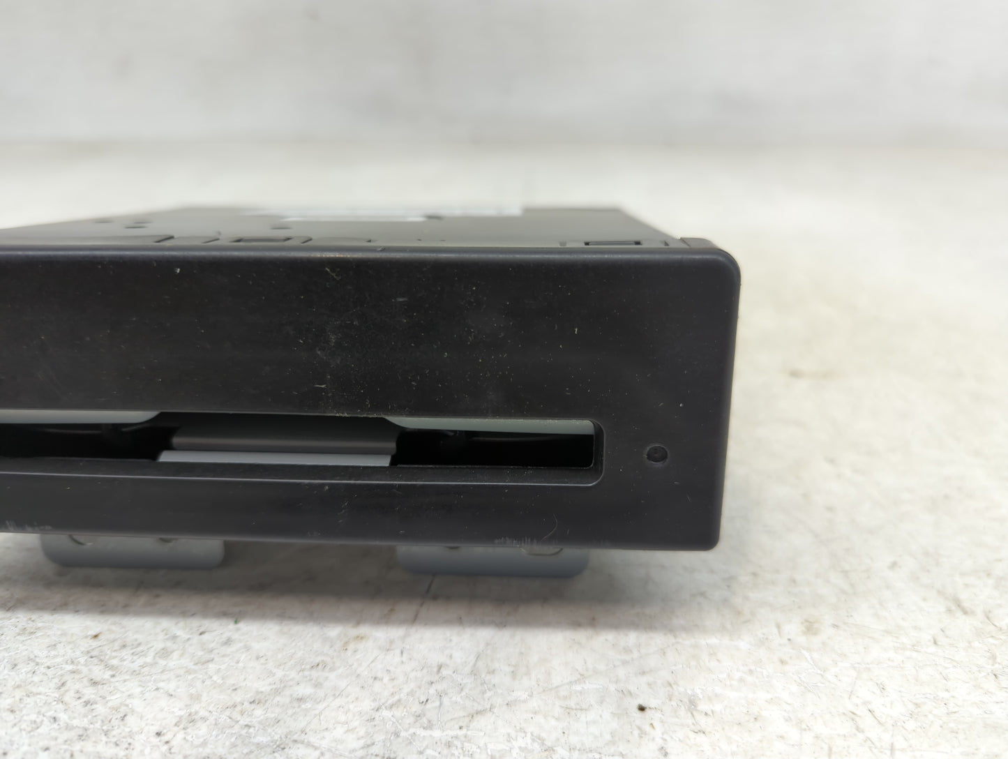 2019 Chevrolet Suburban 1500 Radio AM FM Cd Player Receiver Replacement P/N:84016434 Fits Fits 2017 2018 2020 OEM Used Auto 