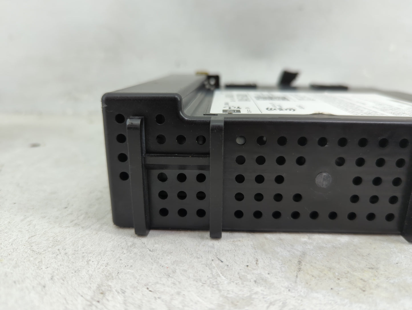 2019 Chevrolet Suburban 1500 Radio AM FM Cd Player Receiver Replacement P/N:84278528 Fits Fits 2016 2017 2018 2020 OEM Used 