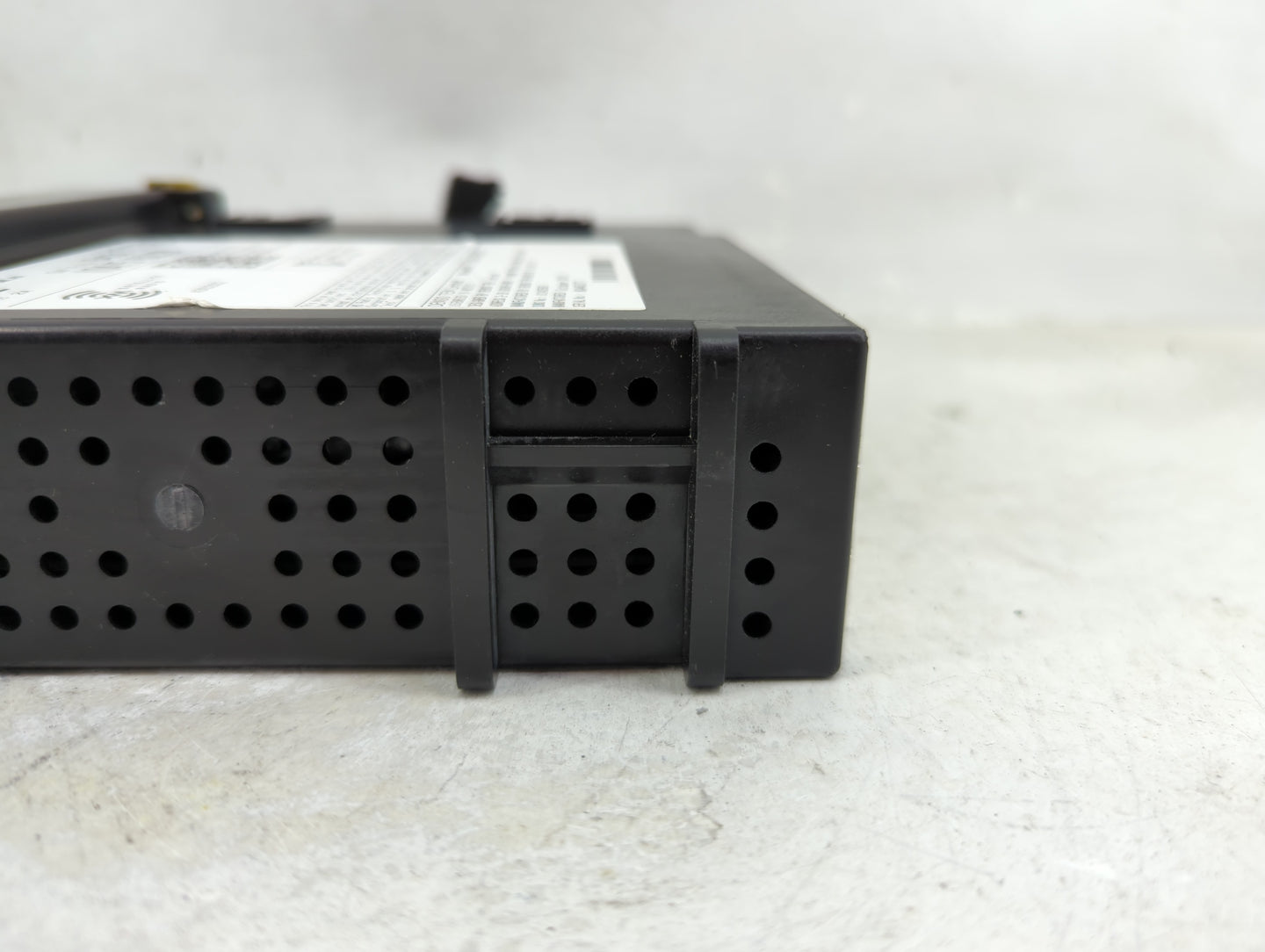 2019 Chevrolet Suburban 1500 Radio AM FM Cd Player Receiver Replacement P/N:84278528 Fits Fits 2016 2017 2018 2020 OEM Used 
