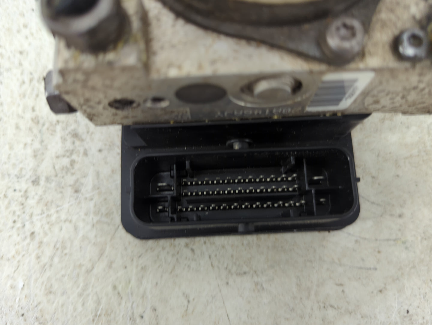2019 Chevrolet Suburban 1500 ABS Pump Control Module Replacement P/N:84469547 85117297, A0087172 Fits Fits 2016 2017 2018 OE