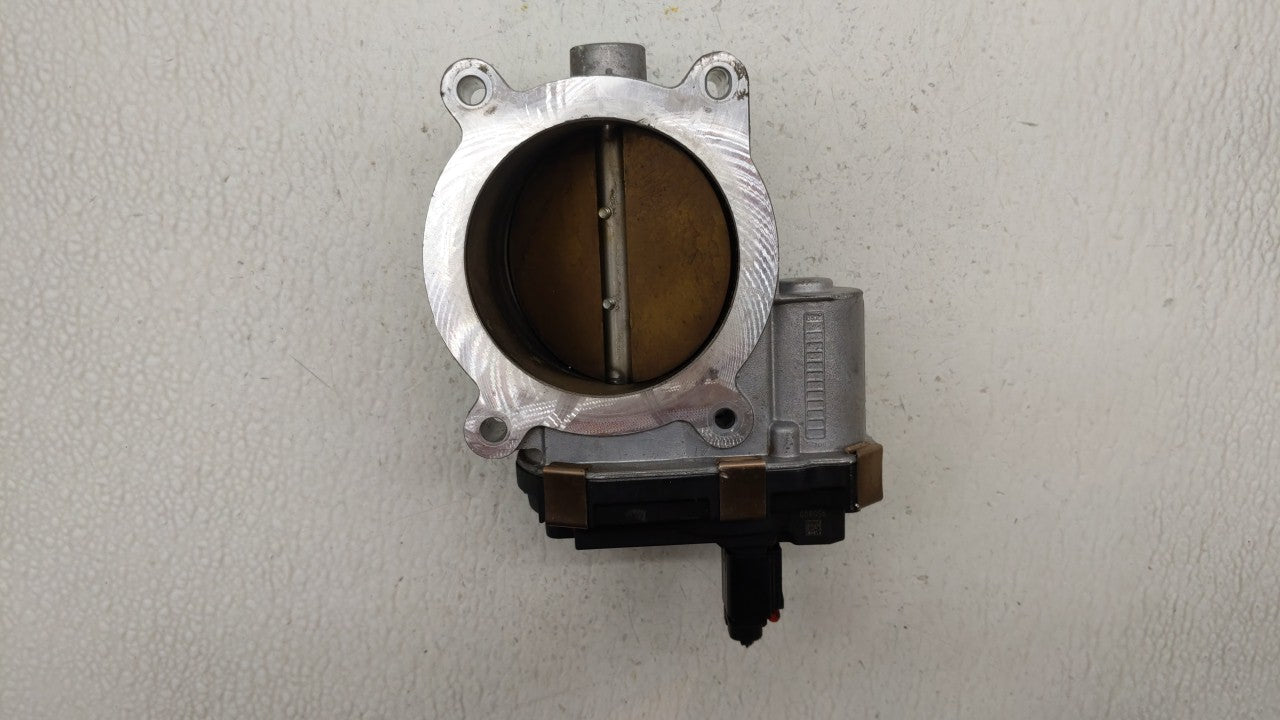 2019 Chevrolet Suburban 1500 Throttle Body P/N:12678224 12617792 Fits Fits 2014 2015 2016 2017 2018 OEM Used Auto Parts - Oe
