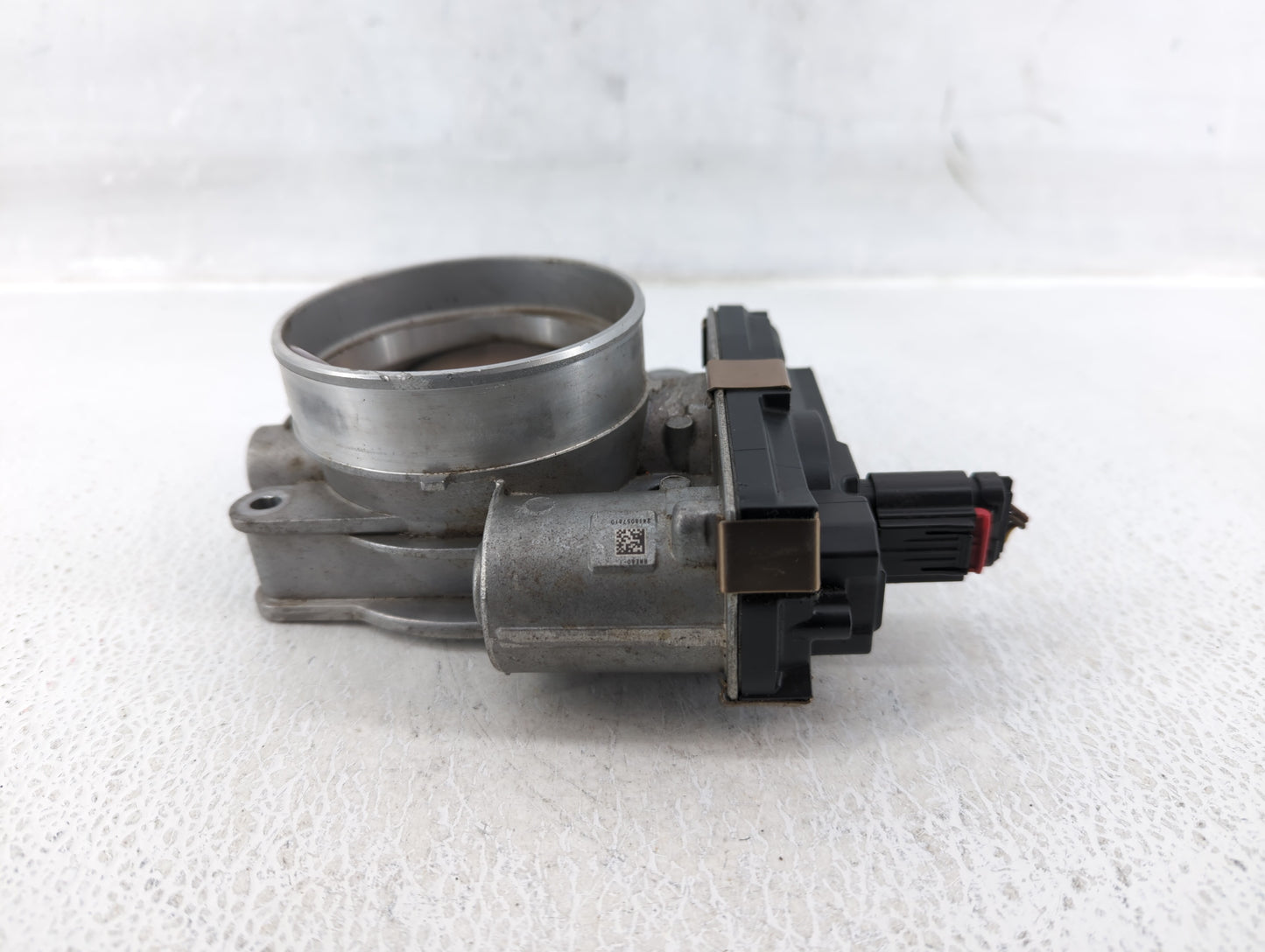 2019 Chevrolet Suburban 1500 Throttle Body P/N:12678224 Fits Fits 2014 2015 2016 2017 2018 2020 2021 2022 OEM Used Auto Part