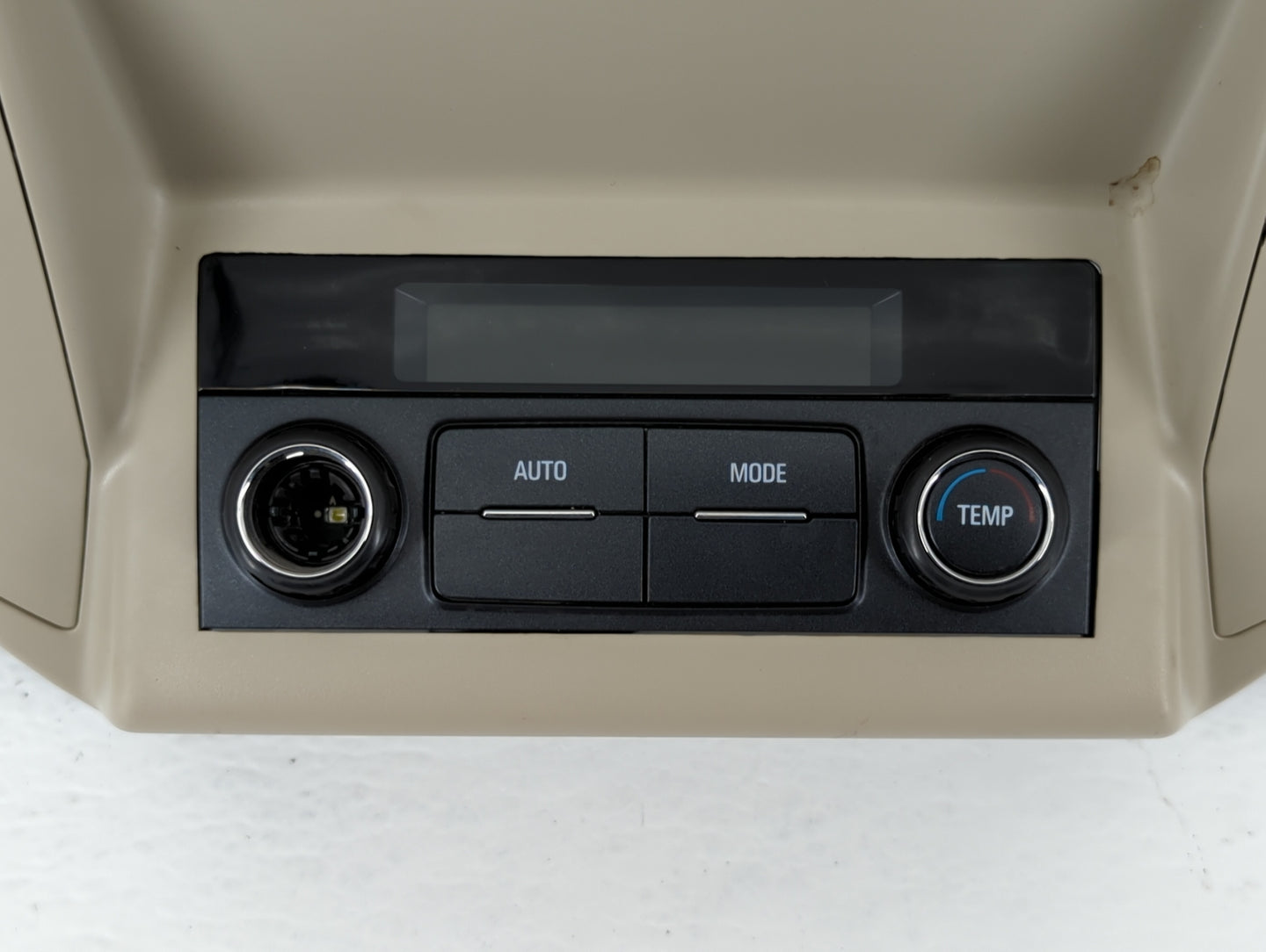 2019 Chevrolet Suburban 1500 Overhead Roof Console - Oemusedautoparts1.com