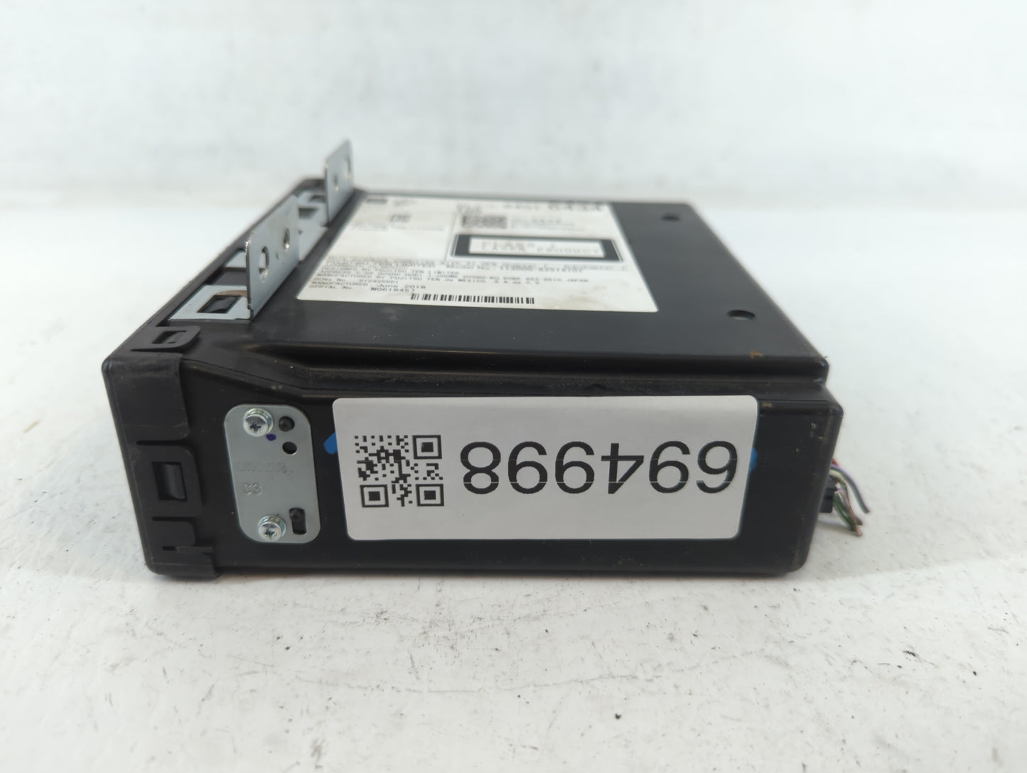 Chevrolet Suburban 1500 Am Fm Cd Player Radio Receiver - Oemusedautoparts1.com