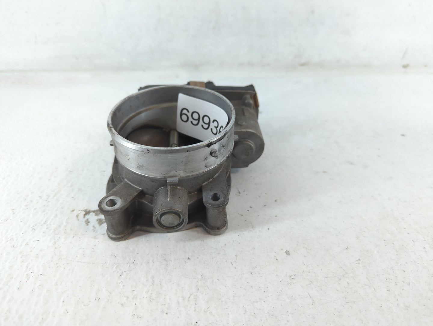 2019 Chevrolet Suburban 1500 Throttle Body P/N:12678224 Fits Fits 2014 2015 2016 2017 2018 2020 2021 2022 OEM Used Auto Part