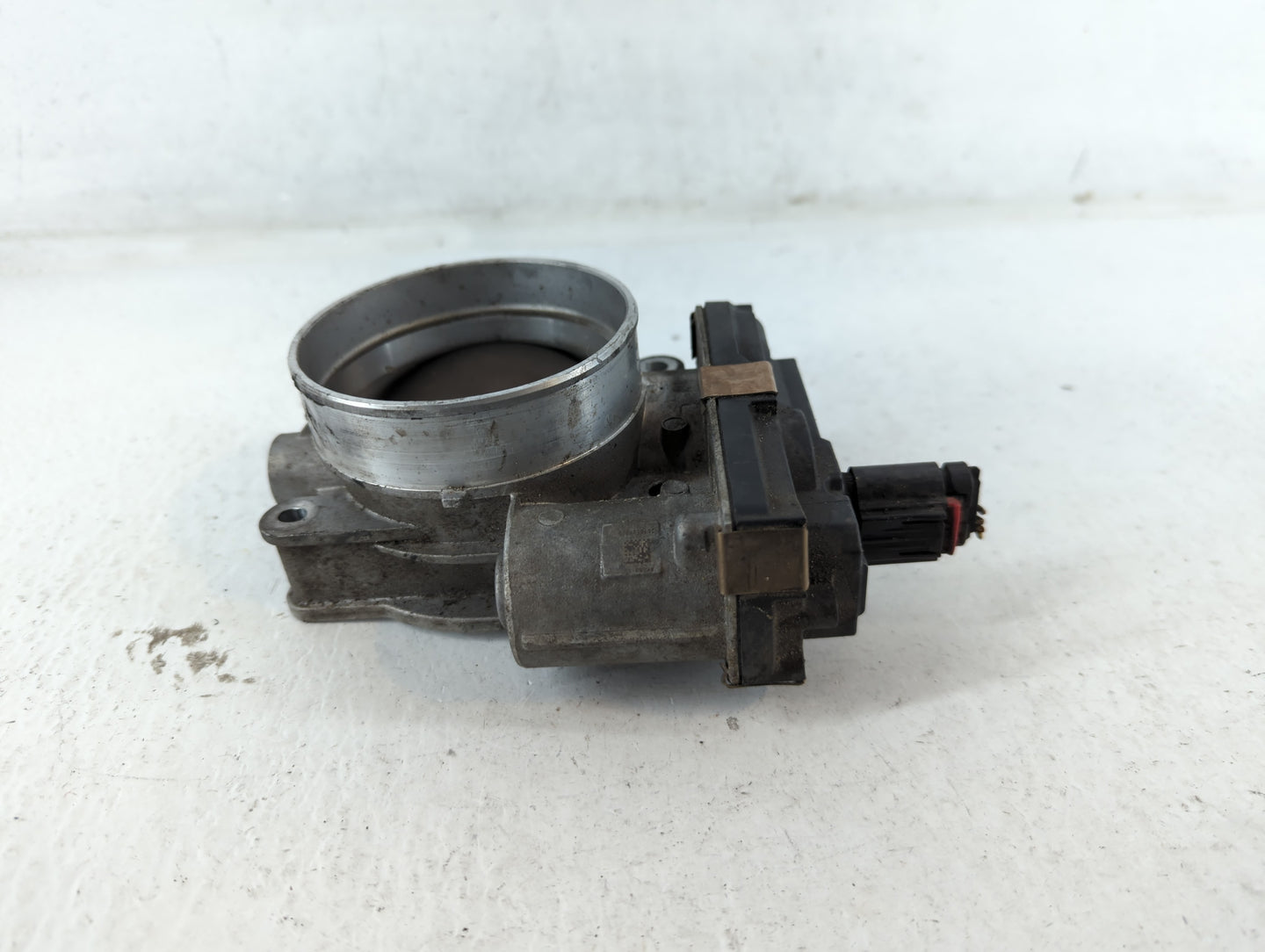 2019 Chevrolet Suburban 1500 Throttle Body P/N:12678224 Fits Fits 2014 2015 2016 2017 2018 2020 2021 2022 OEM Used Auto Part