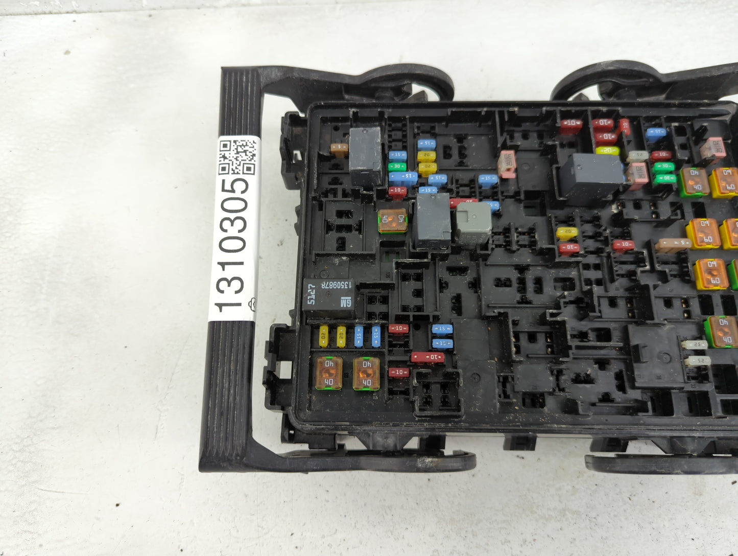 2015-2020 Chevrolet Tahoe Fusebox Fuse Box Panel Relay Module P/N:554464190 84114437 Fits Fits 2015 2016 2017 2018 2019 2020