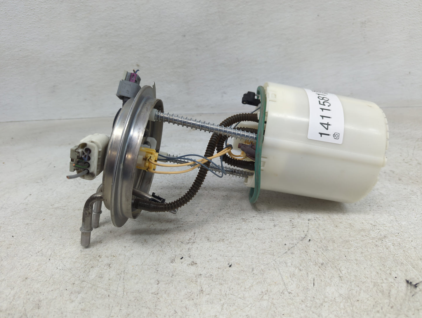2017-2020 Chevrolet Tahoe Electrical Gas Fuel Pump Assembly - Oemusedautoparts1.com