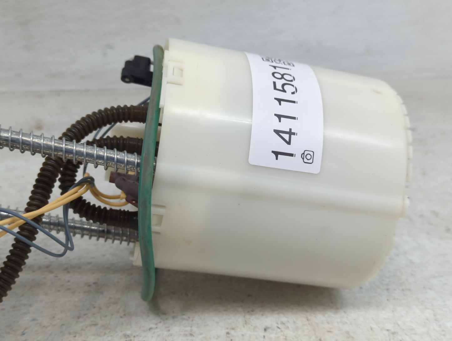 2017-2020 Chevrolet Tahoe Electrical Gas Fuel Pump Assembly - Oemusedautoparts1.com