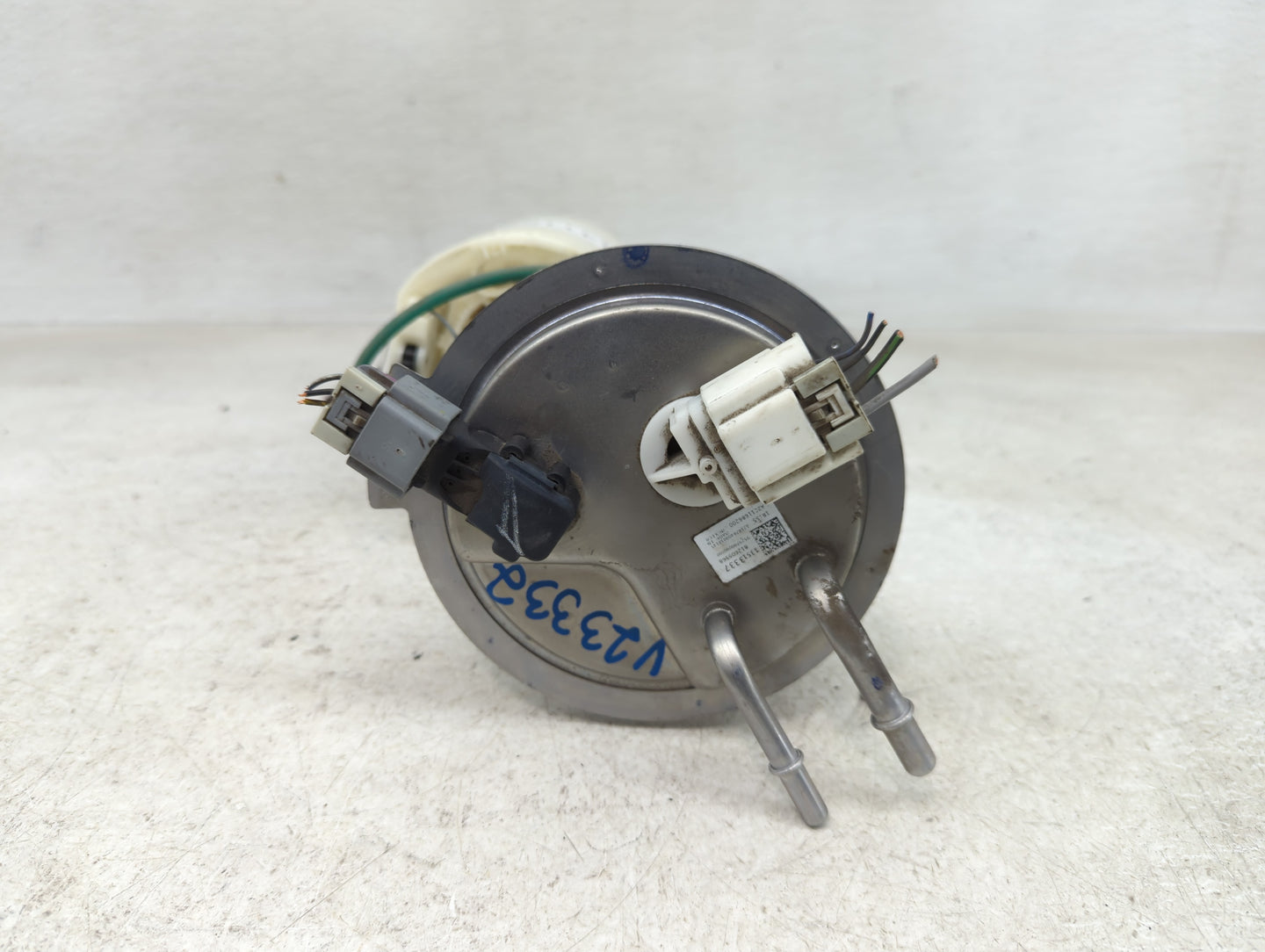 2017-2020 Chevrolet Tahoe Electrical Gas Fuel Pump Assembly - Oemusedautoparts1.com