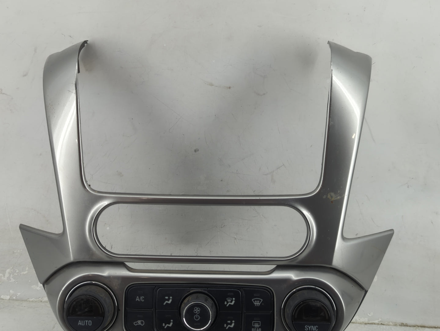 2019 Chevrolet Tahoe Climate Control Module Temperature AC/Heater Replacement P/N:84258727 815372982 Fits OEM Used Auto Part