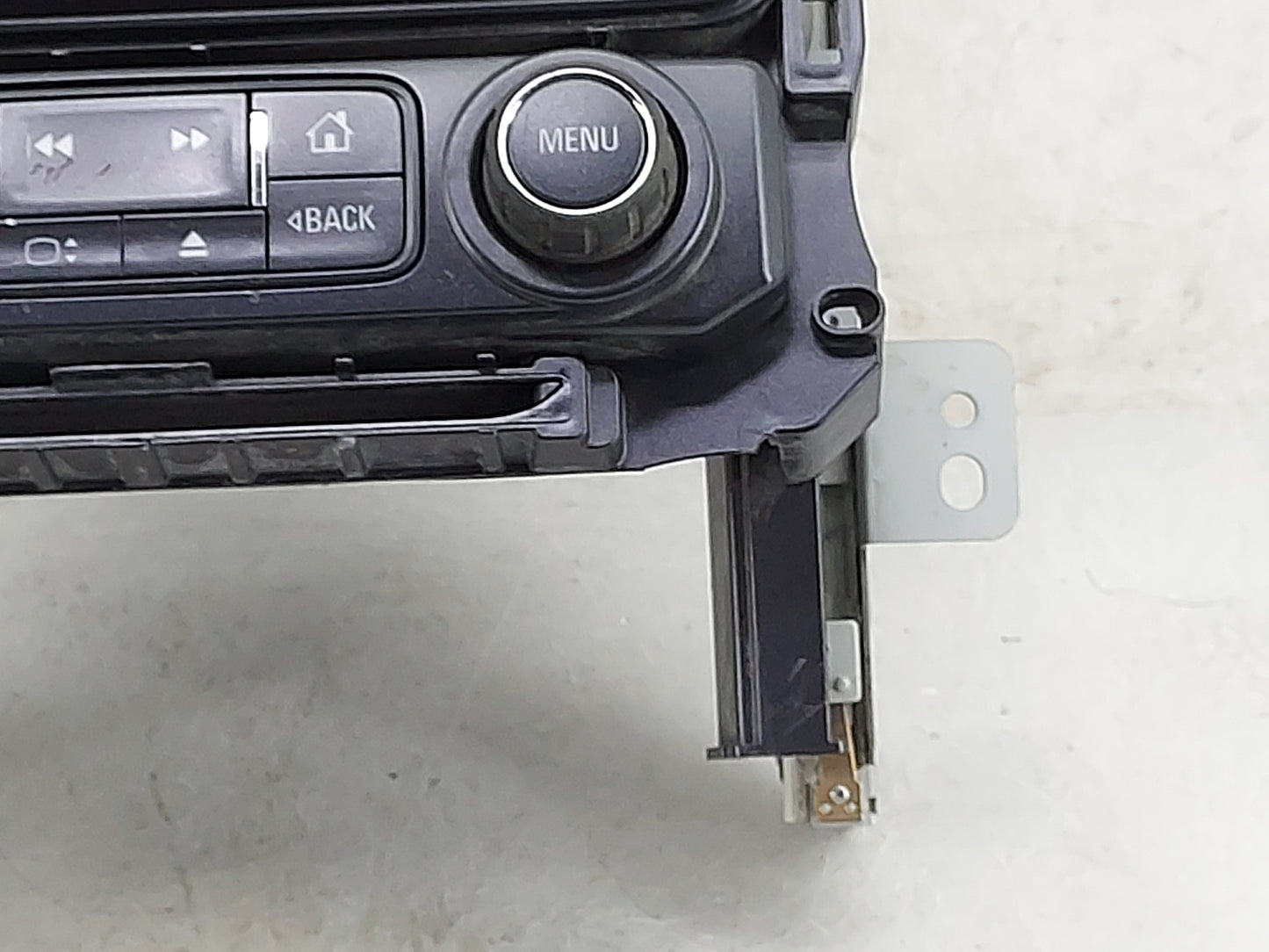 2017-2020 Chevrolet Tahoe Radio Control Panel - Oemusedautoparts1.com