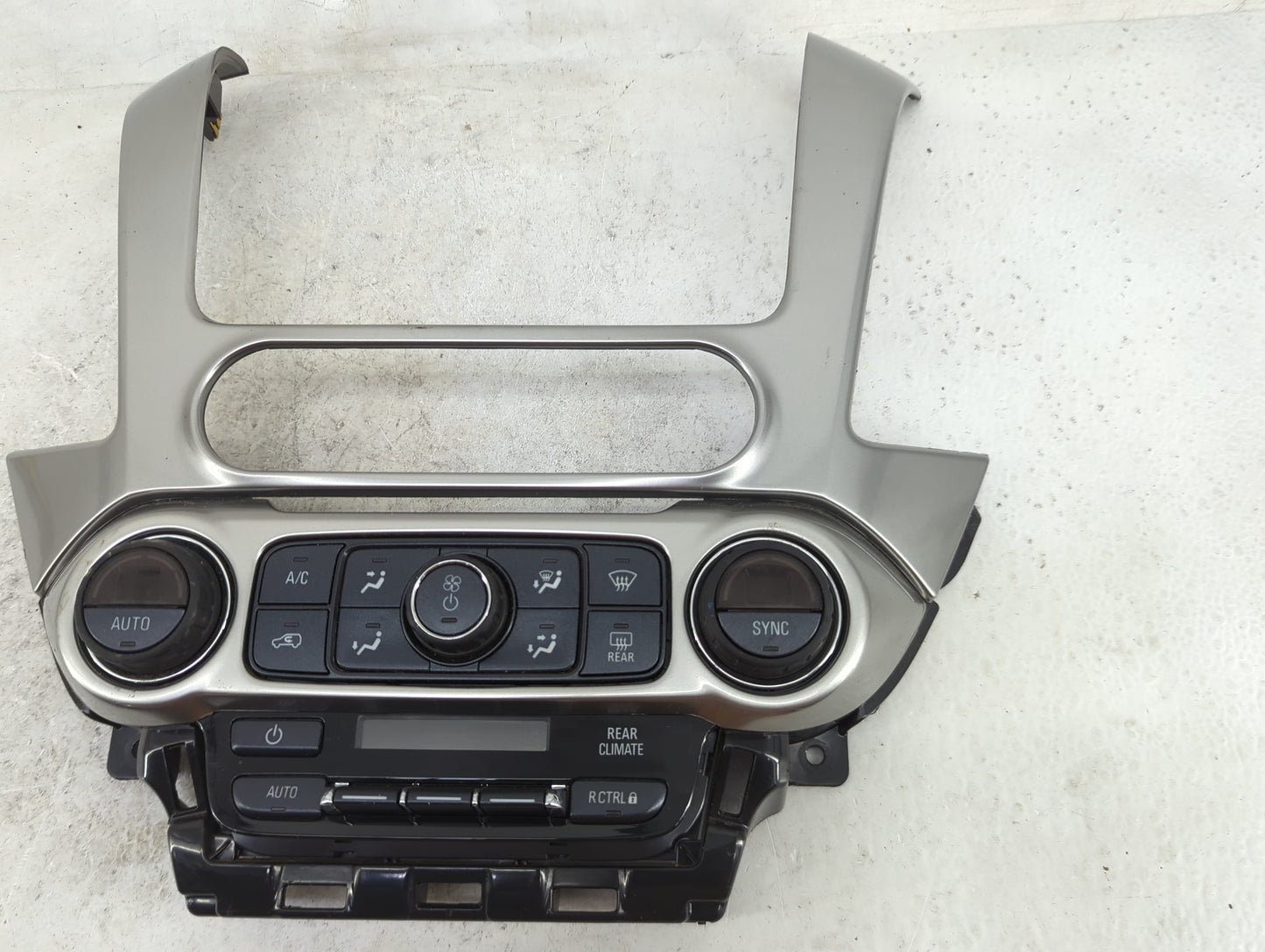 2017-2020 Chevrolet Tahoe Climate Control Module Temperature AC/Heater Replacement P/N:84258727 815372982 Fits OEM Used Auto