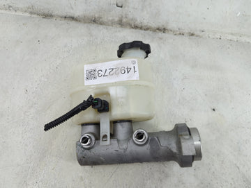 2015-2020 Chevrolet Tahoe Brake Master Cylinder 1492273 - Oemusedautoparts1.com
