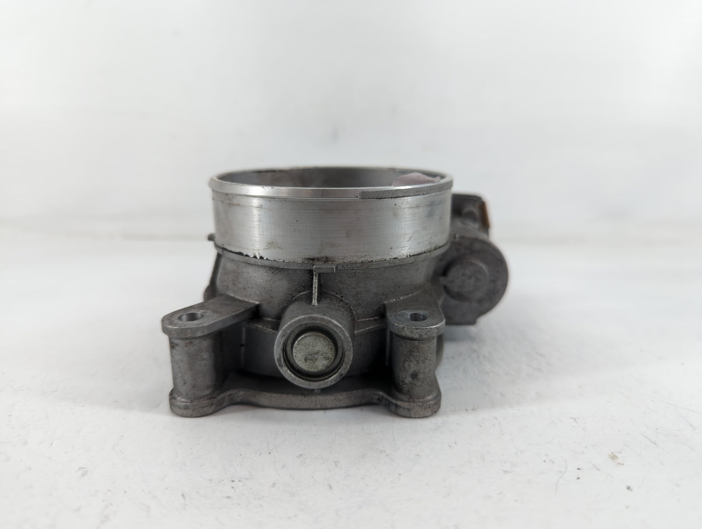2015-2022 Chevrolet Tahoe Throttle Body P/N:12678224 Fits Fits 2014 2015 2016 2017 2018 2019 2020 2021 2022 OEM Used Auto Pa