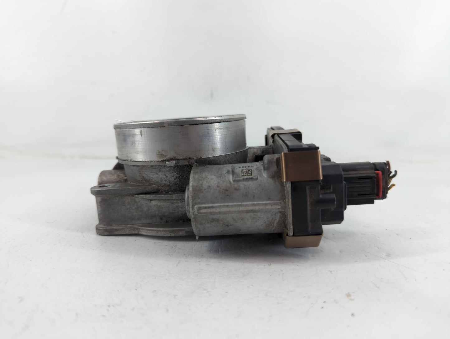2015-2022 Chevrolet Tahoe Throttle Body P/N:12678224 Fits Fits 2014 2015 2016 2017 2018 2019 2020 2021 2022 OEM Used Auto Pa