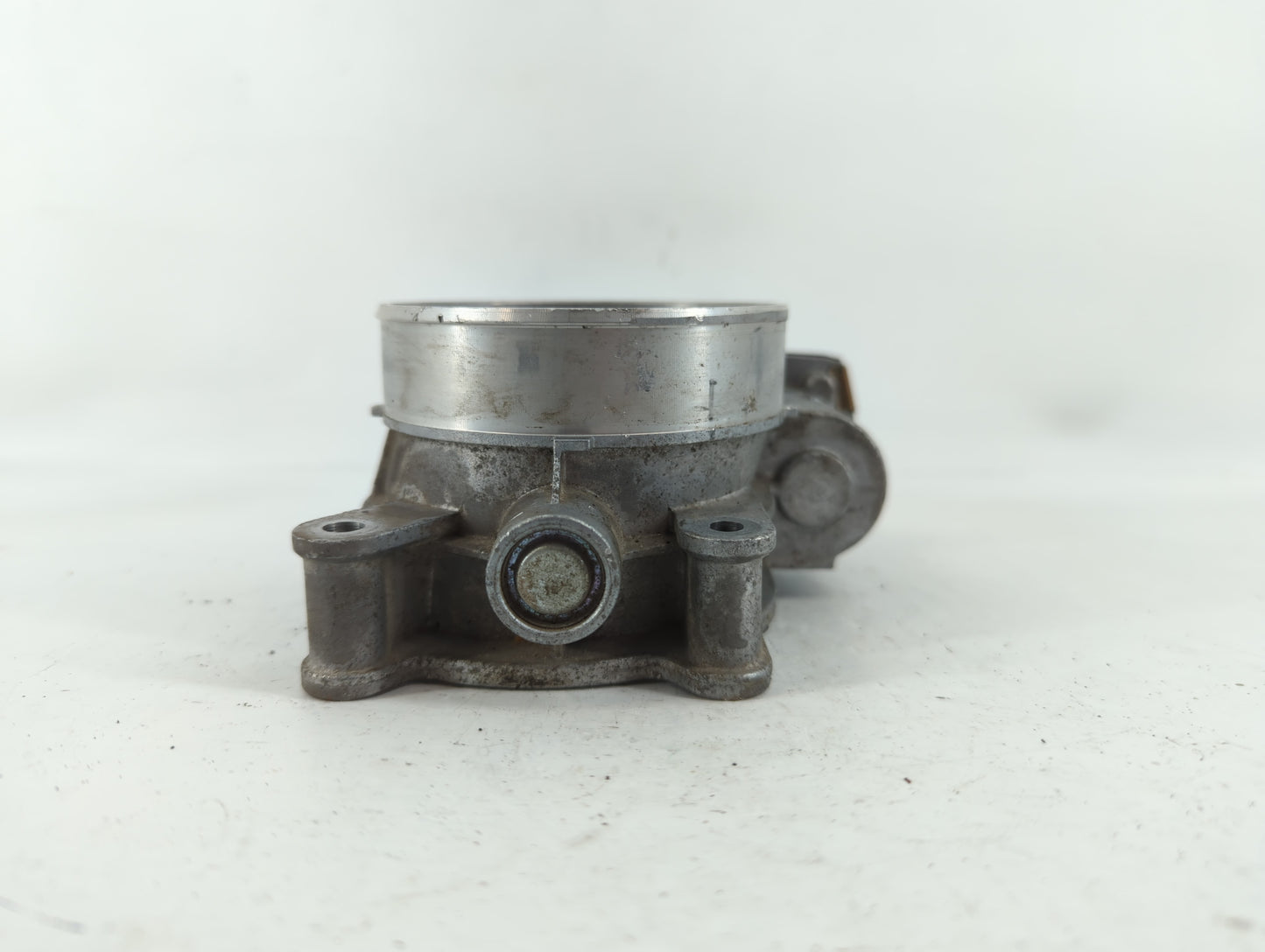 2015-2022 Chevrolet Tahoe Throttle Body P/N:12617792 Fits Fits 2014 2015 2016 2017 2018 2019 2020 2021 2022 OEM Used Auto Pa