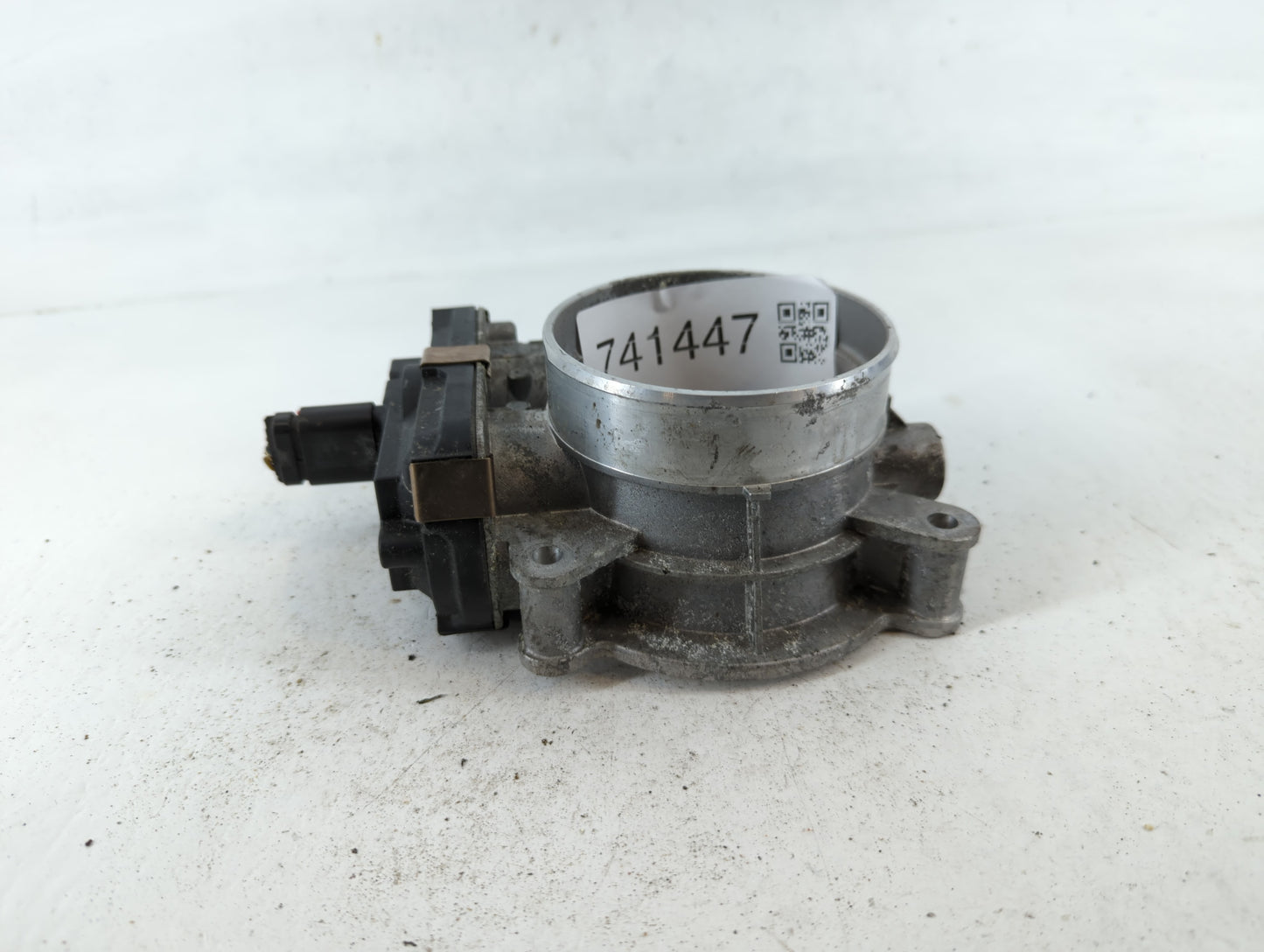 2015-2022 Chevrolet Tahoe Throttle Body P/N:12678224 Fits Fits 2014 2015 2016 2017 2018 2019 2020 2021 2022 OEM Used Auto Pa