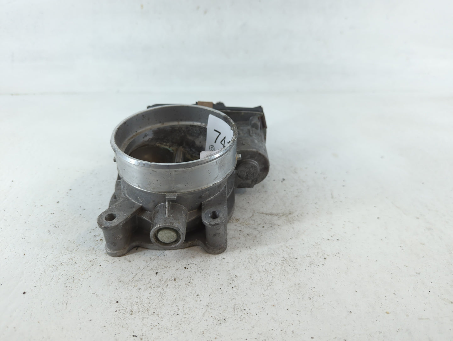 2015-2022 Chevrolet Tahoe Throttle Body P/N:12678224 Fits Fits 2014 2015 2016 2017 2018 2019 2020 2021 2022 OEM Used Auto Pa