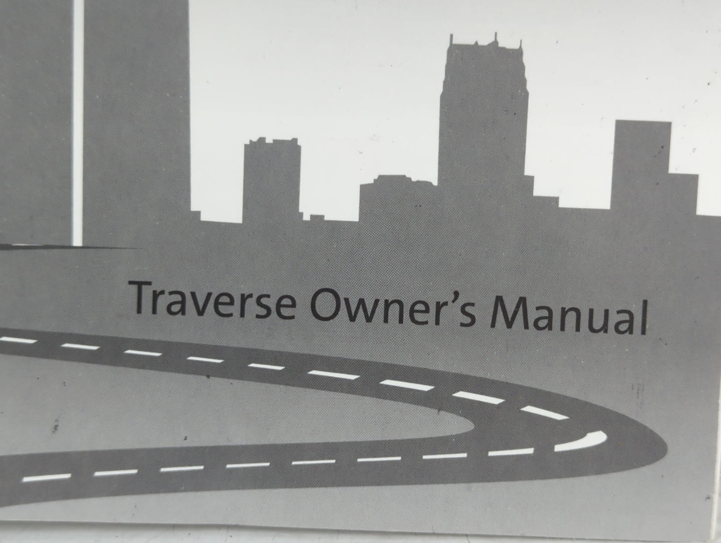 2019 Chevrolet Traverse Owners Manual Book Guide P/N:84149414C OEM Used Auto Parts - Oemusedautoparts1.com