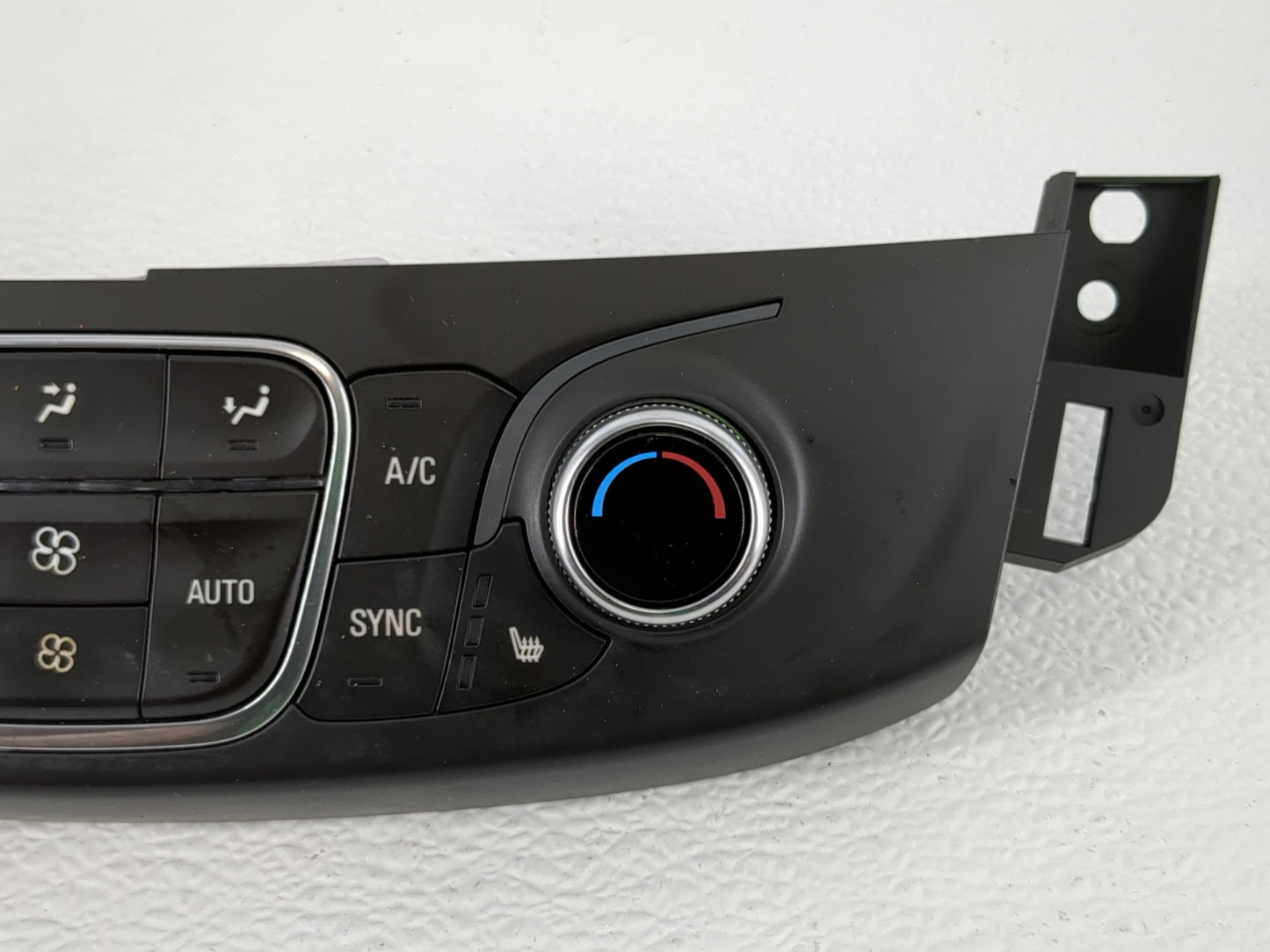 2018-2022 Chevrolet Traverse Climate Control Module Temperature AC/Heater Replacement P/N:84344402 Fits OEM Used Auto Parts 