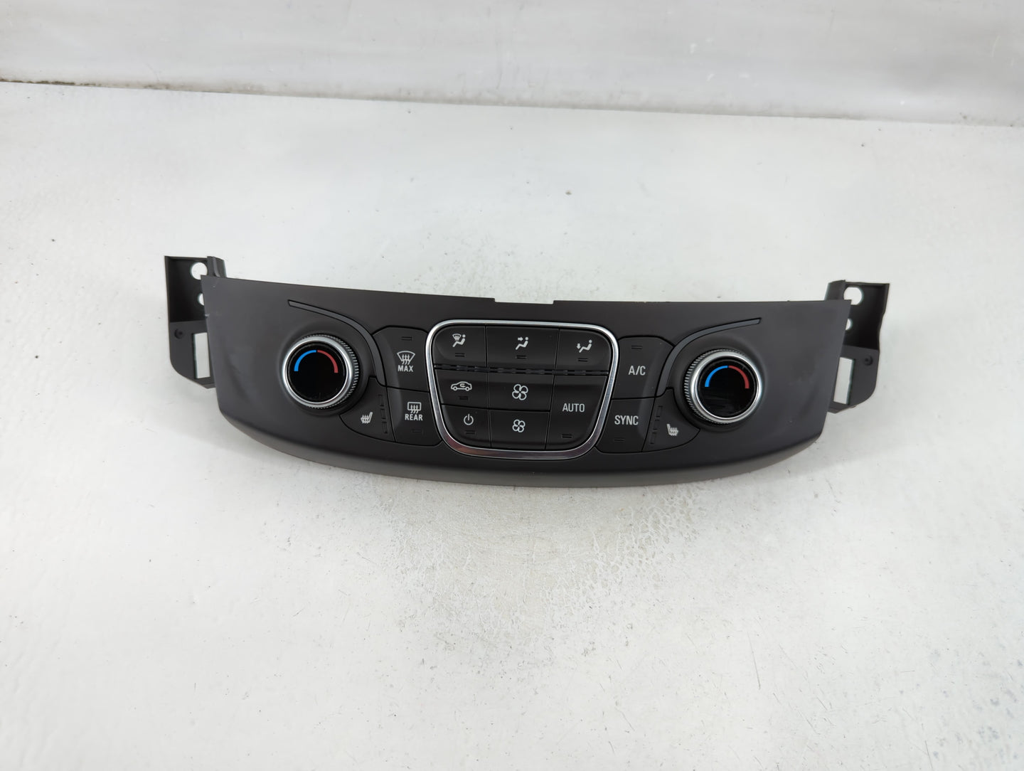 2018-2022 Chevrolet Traverse Climate Control Module Temperature AC/Heater Replacement P/N:84344402 Fits OEM Used Auto Parts 