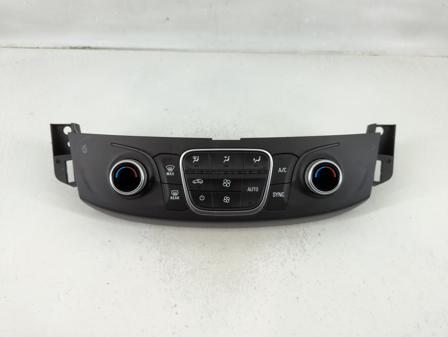 2018-2022 Chevrolet Traverse Climate Control Module Temperature AC/Heater Replacement P/N:84344401 Fits OEM Used Auto Parts 