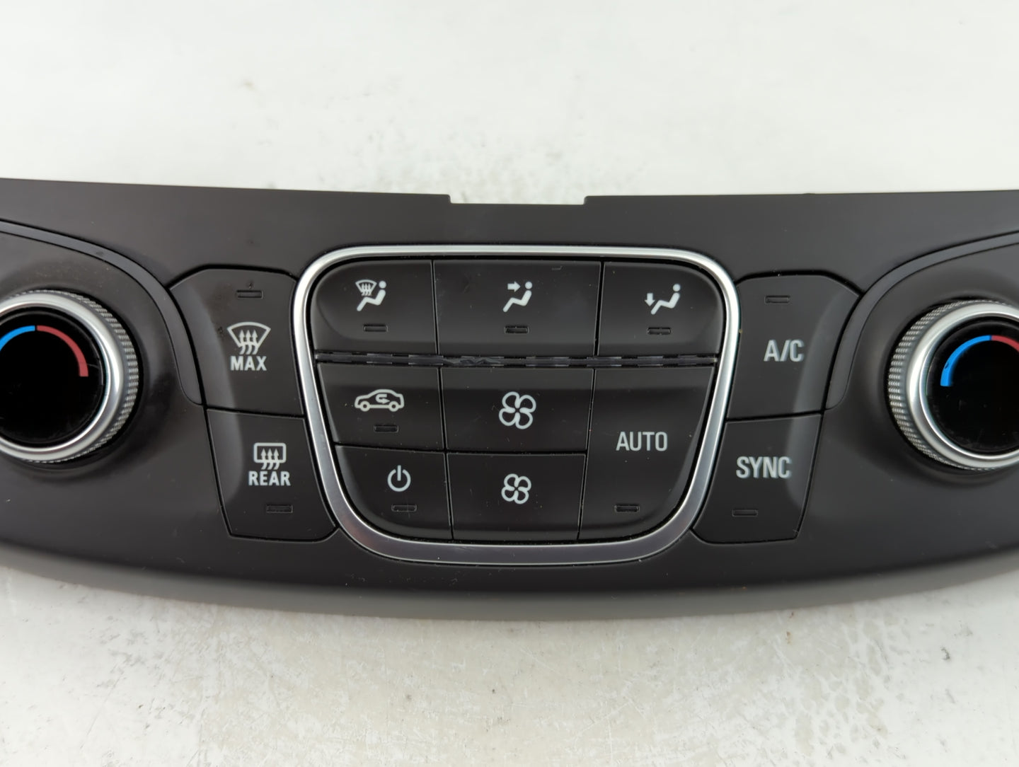 2018-2022 Chevrolet Traverse Climate Control Module Temperature AC/Heater Replacement P/N:84344401 Fits OEM Used Auto Parts 