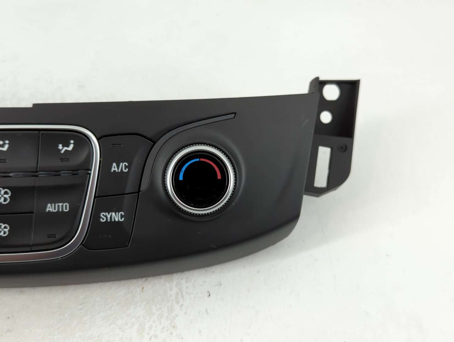 2018-2022 Chevrolet Traverse Climate Control Module Temperature AC/Heater Replacement P/N:84344401 Fits OEM Used Auto Parts 