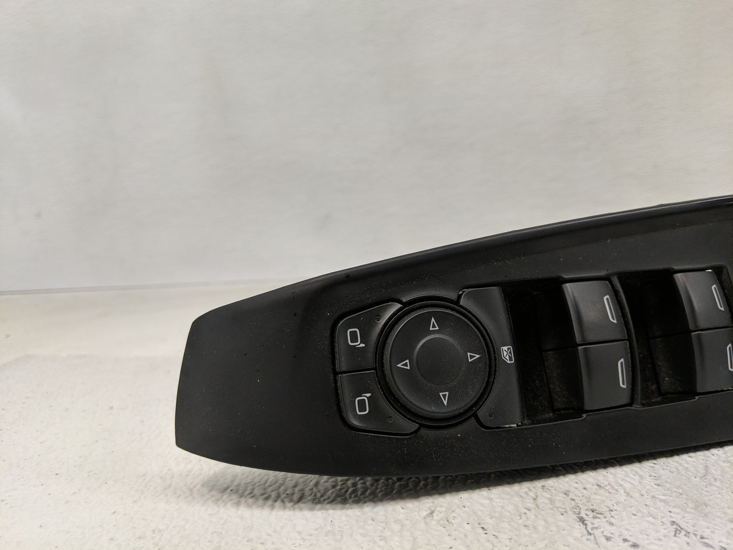 2018-2022 Chevrolet Traverse Master Power Window Switch Replacement Driver Side Left P/N:84512940 9BFL3464 Fits OEM Used Aut