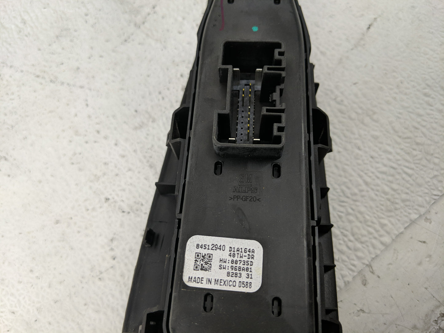 2018-2022 Chevrolet Traverse Master Power Window Switch Replacement Driver Side Left P/N:84512940 9BFL3464 Fits OEM Used Aut